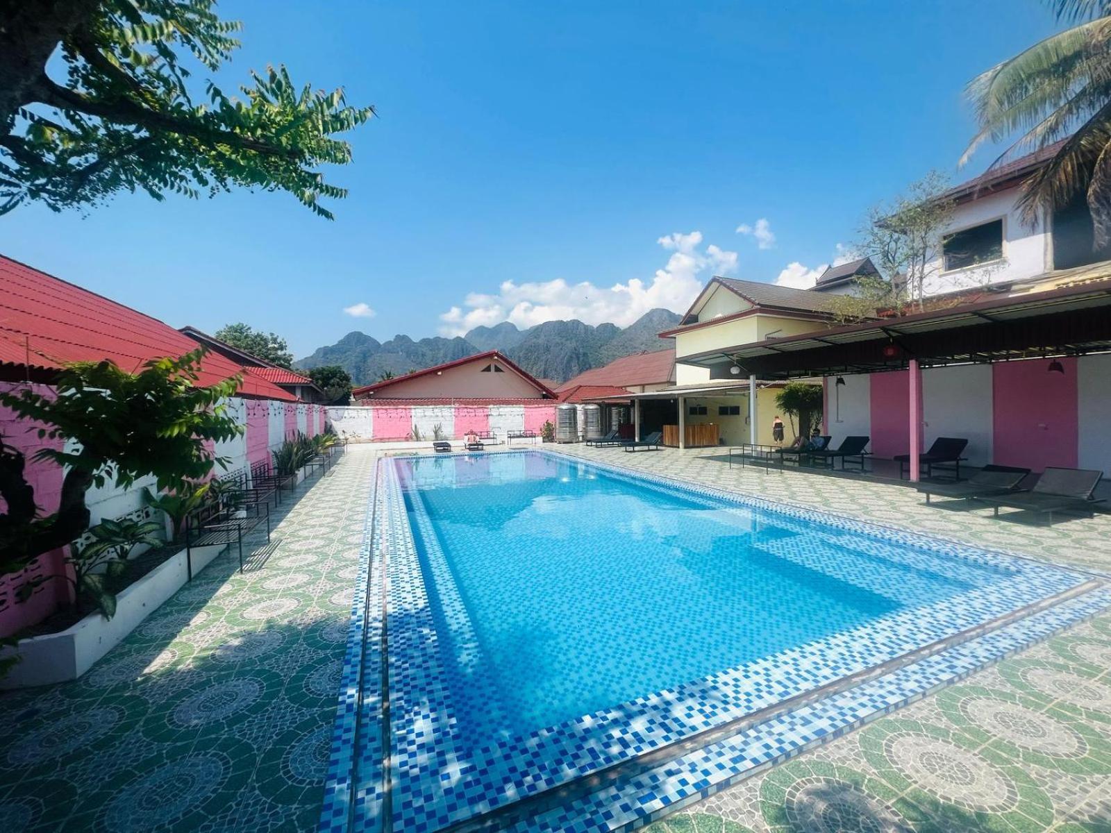 Khampaseuth Hotel Vang Vieng Exterior foto